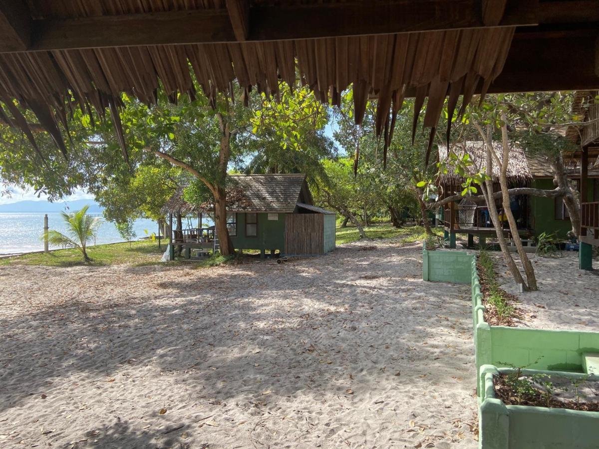Pp ランド ビーチ エコ リゾート パヤム島 エクステリア 写真